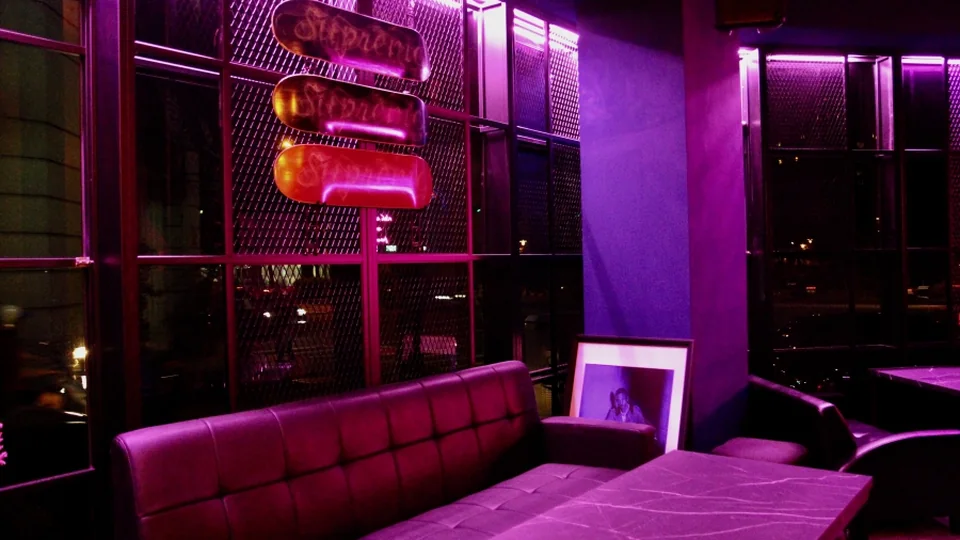 ASH superlounge 台中中區 Lounge Bar、音樂酒吧酒吧店家實拍照片